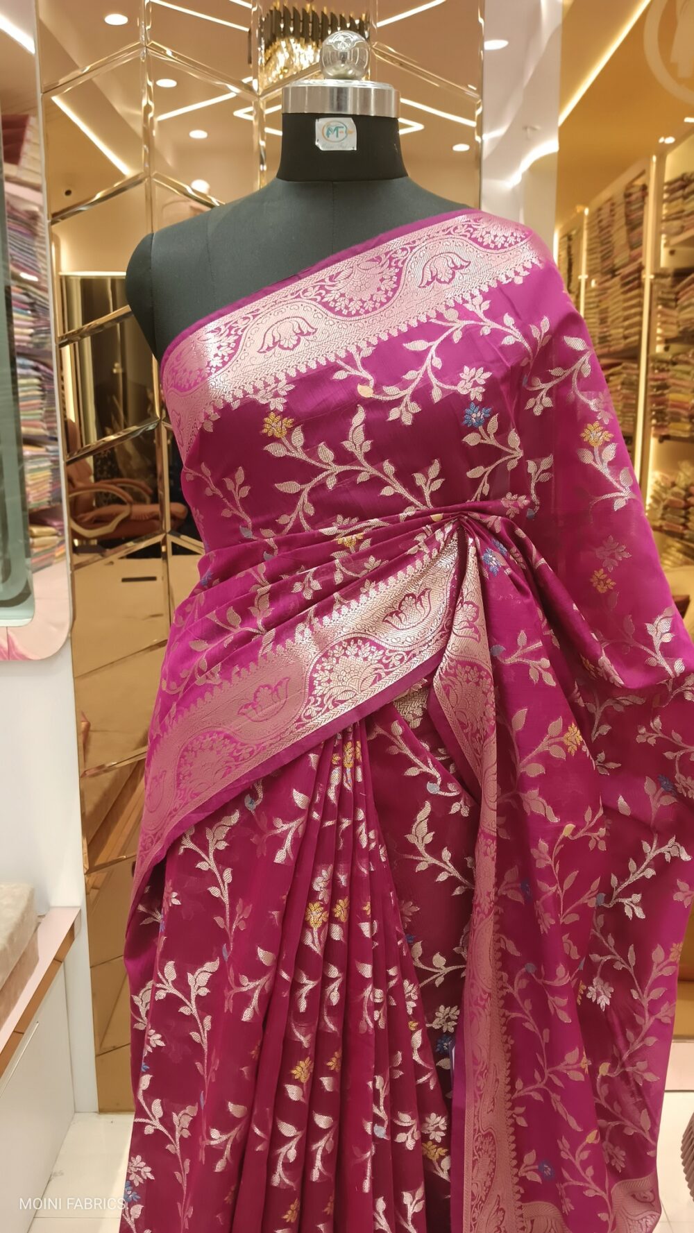 Moini Fabrics - Banarasi Acrylic Jaal Saree. - Image 2