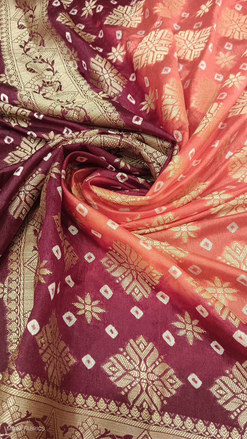 MOINI FABRICS - Banarasi Warm Silk Bandhej Saree. - Image 4