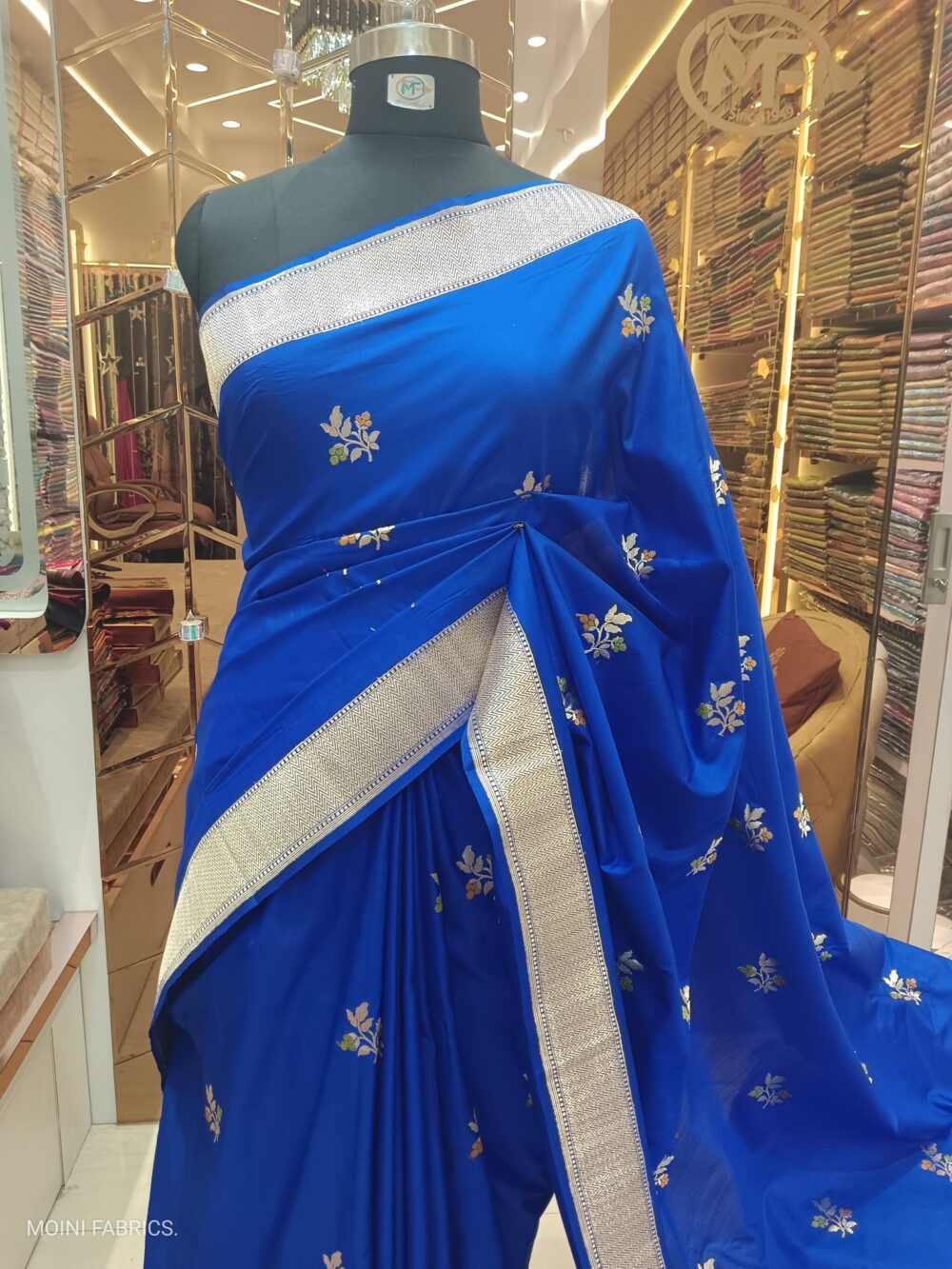 Moini Fabrics - Banarasi Pure Katan Khaddi Saree. (Kadwa). - Image 2