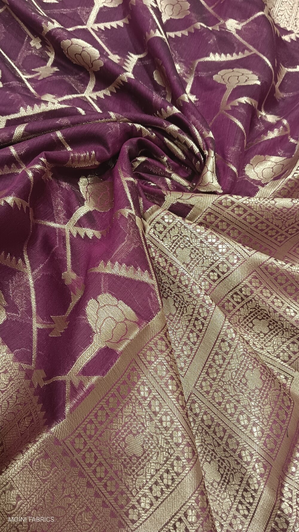 MOINI FABRICS - Banarasi Moonga Acrylic Jaal Saree. - Image 3