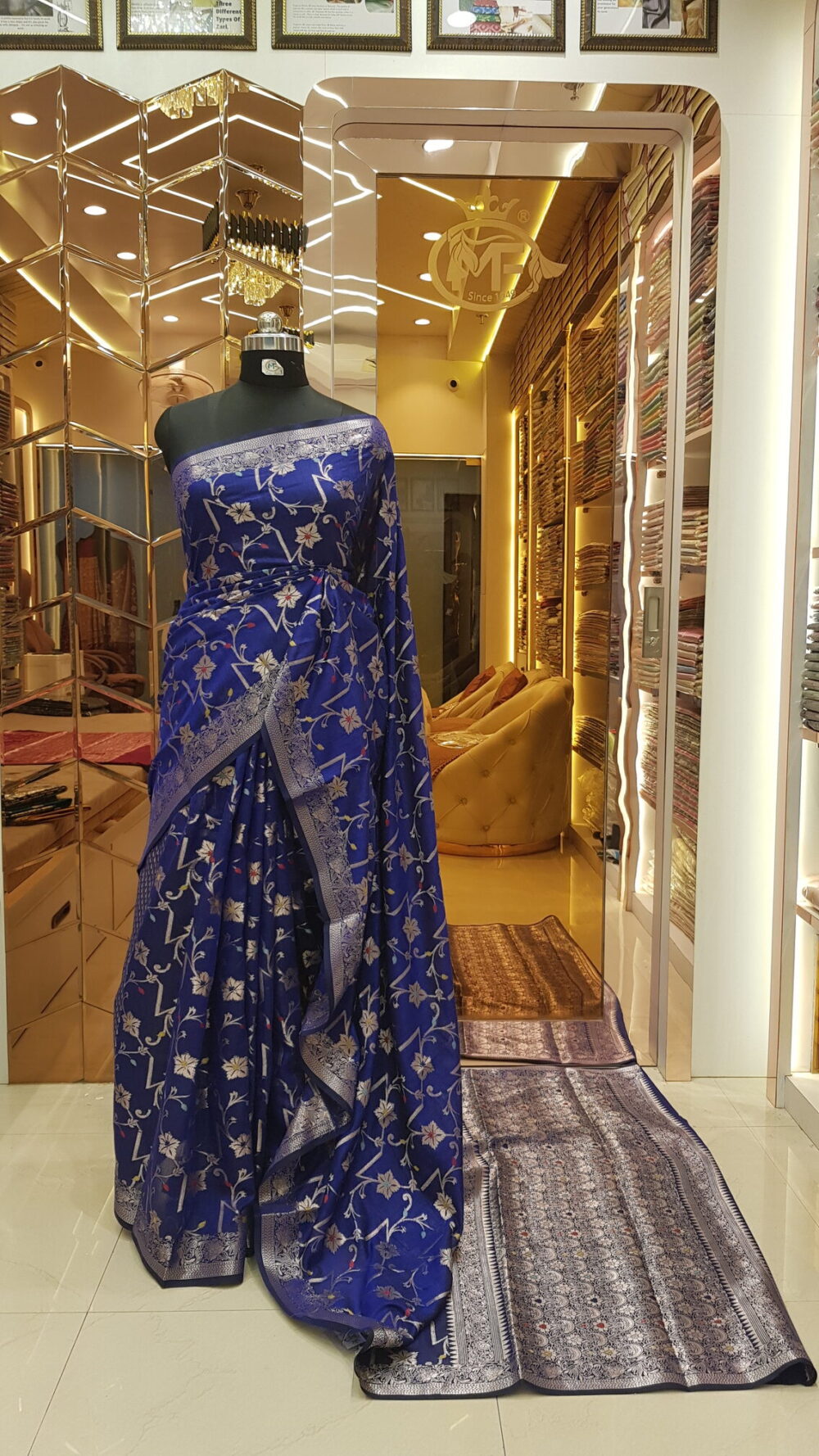 MOINI FABRICS - Banarasi Acrylic Jaal Saree.