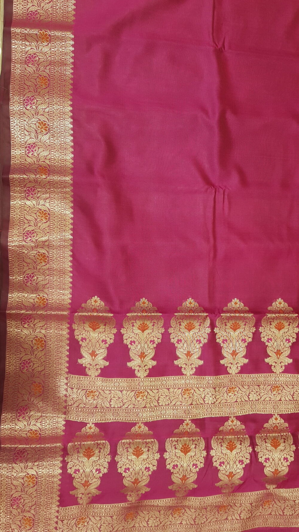 MOINI FABRICS - Banarasi Katan Zari Aachal Border Saree. - Image 5