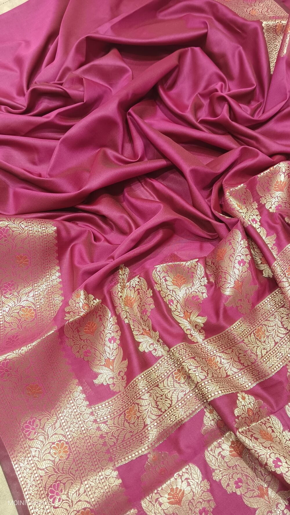 MOINI FABRICS - Banarasi Katan Zari Aachal Border Saree. - Image 3