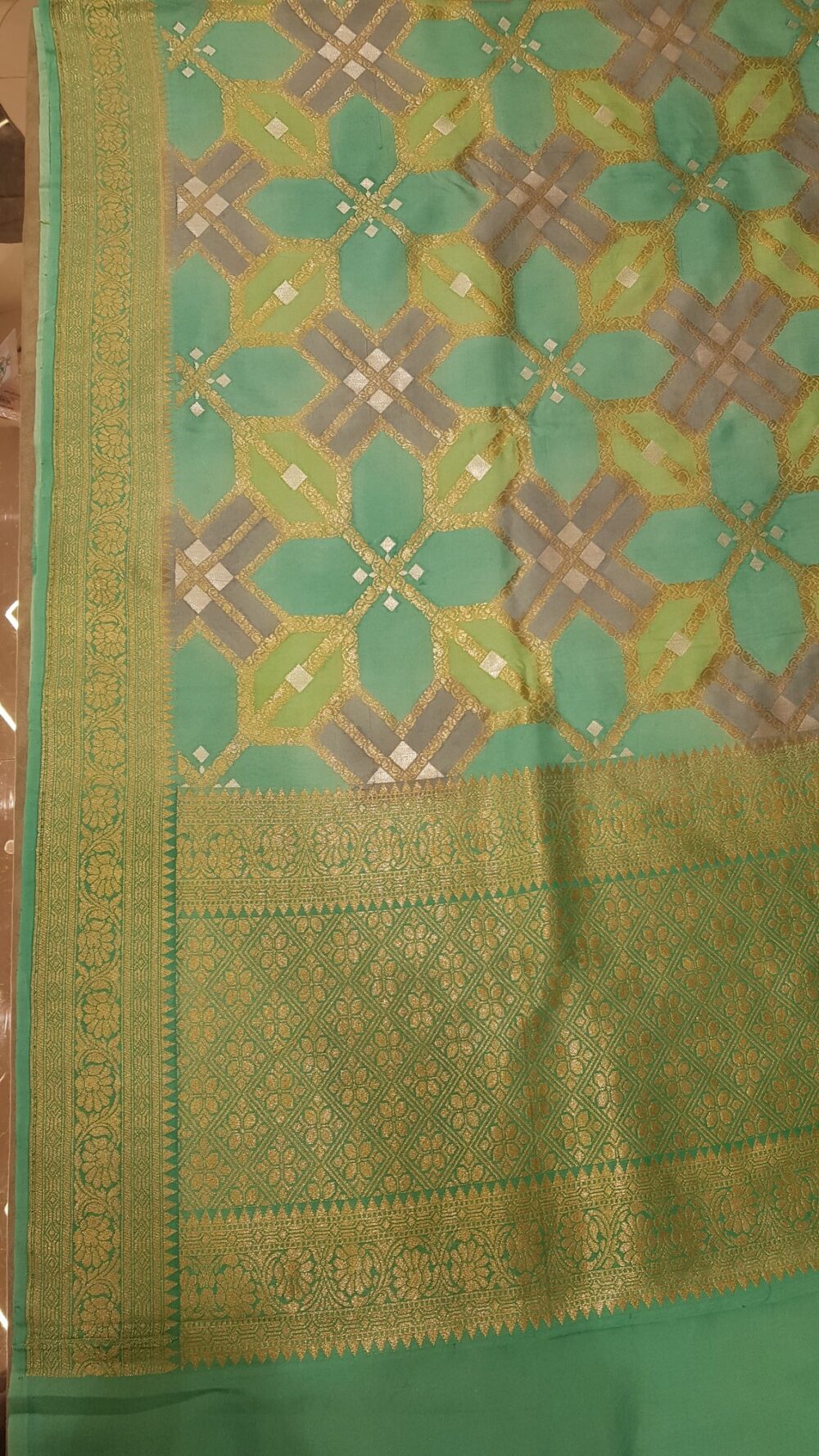 MOINI FABRICS - Banarasi Handloom Khaddi Katan Silk Saree. - Image 4