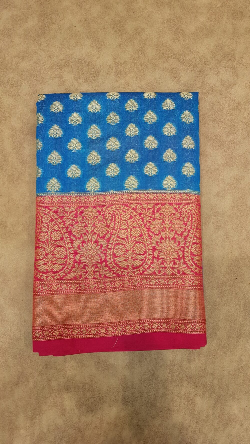 MOINI FABRICS - Banarasi Georgette Contrast Border Saree. - Image 6