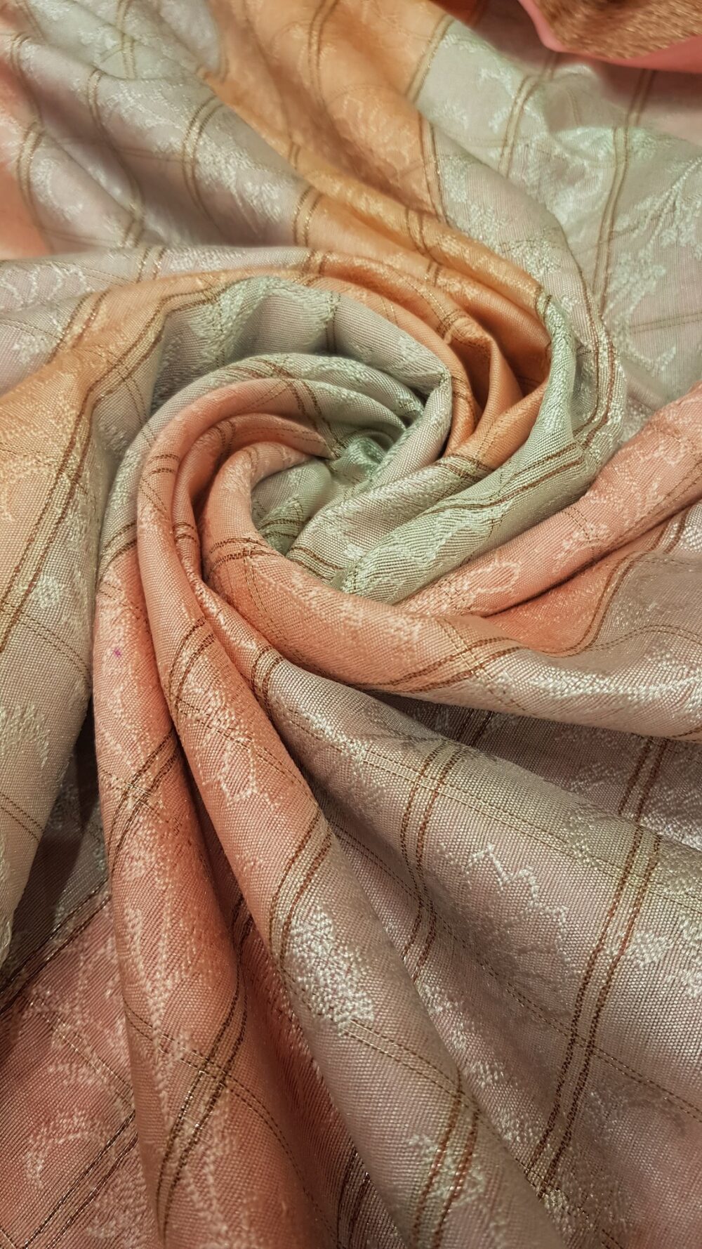 MOINI FABRICS - Banarasi Dupion Rangkat Saree. - Image 4