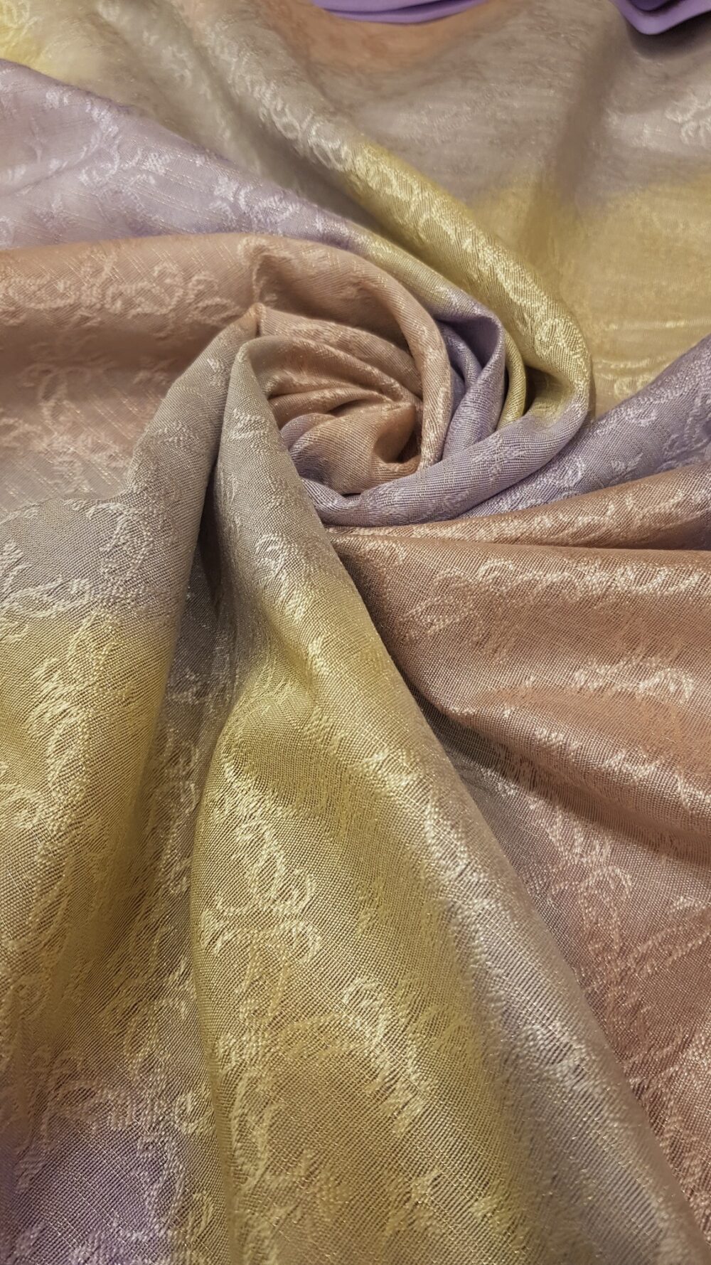 MOINI FABRICS - Banarasi Dupion Rangkat Saree. - Image 4