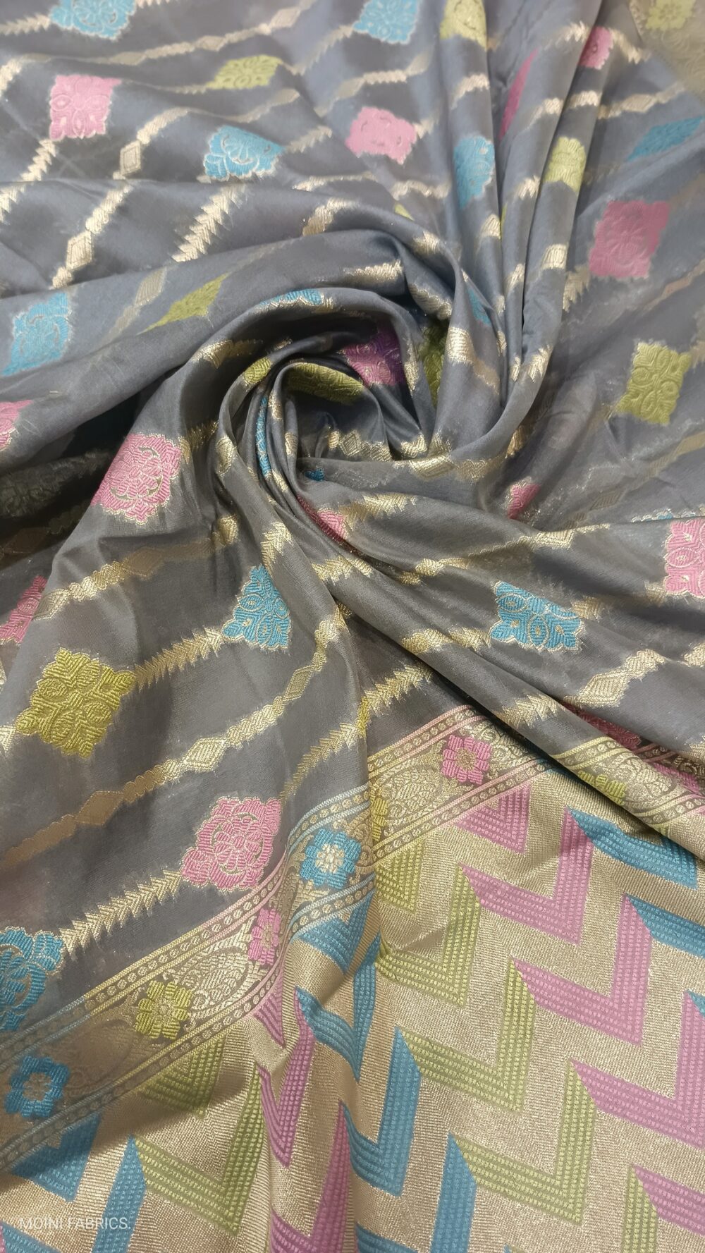 MOINI FABRICS - Banarasi Organza Meena Saree. - Image 4