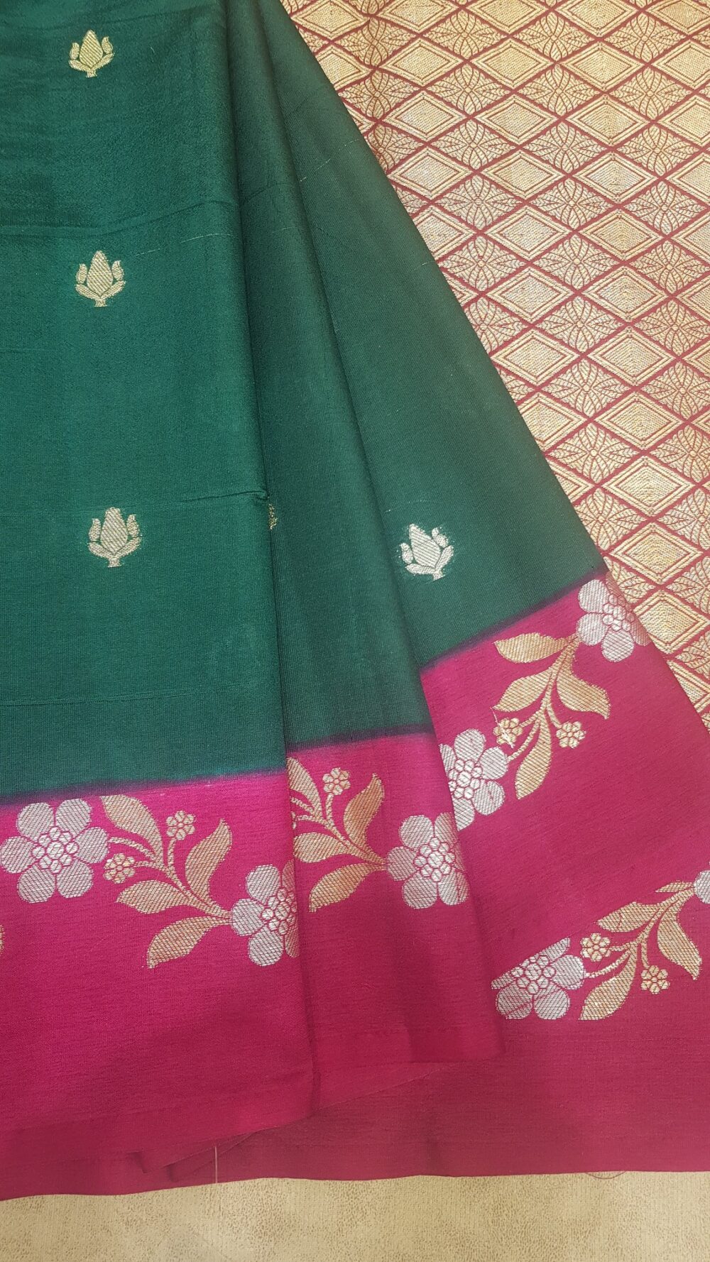 MOINI FABRICS - Banarasi Dupion Contrast Border Saree. - Image 7