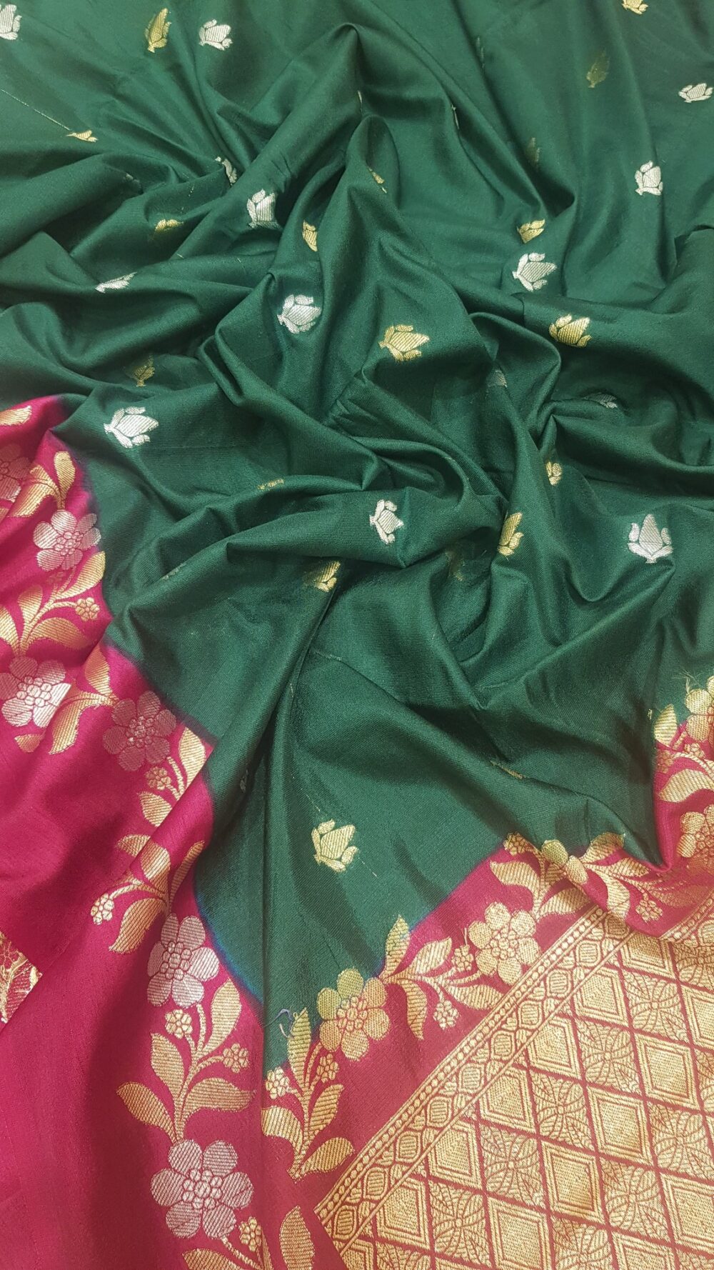 MOINI FABRICS - Banarasi Dupion Contrast Border Saree. - Image 5