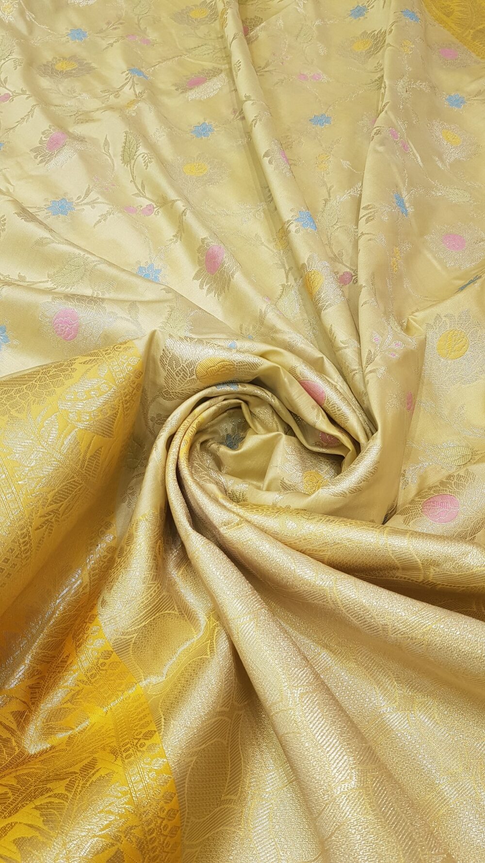 MOINI FABRICS - Banarasi Fancy Katan Silk Saree - Image 4