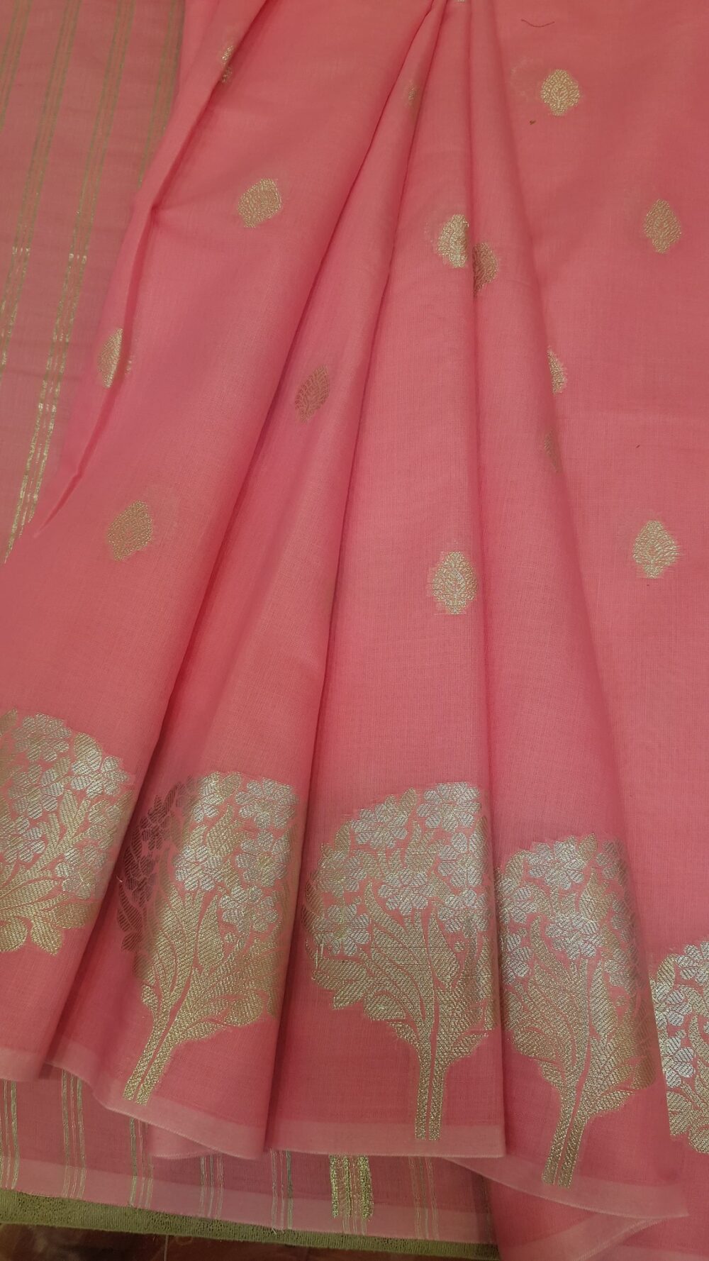 MOINI FABRICS - Banarasi Fancy Cotton Saree. - Image 3