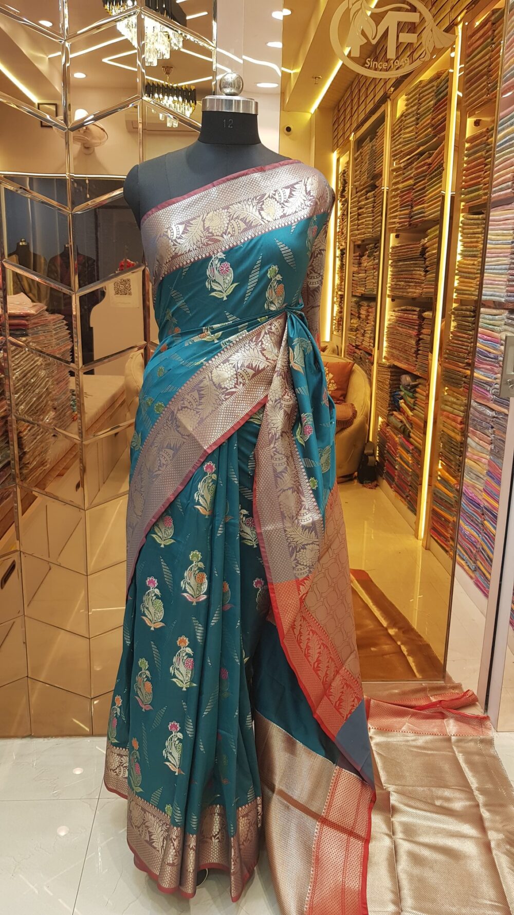 MOINI FABRICS - Banarasi Fancy Katan Silk Saree.