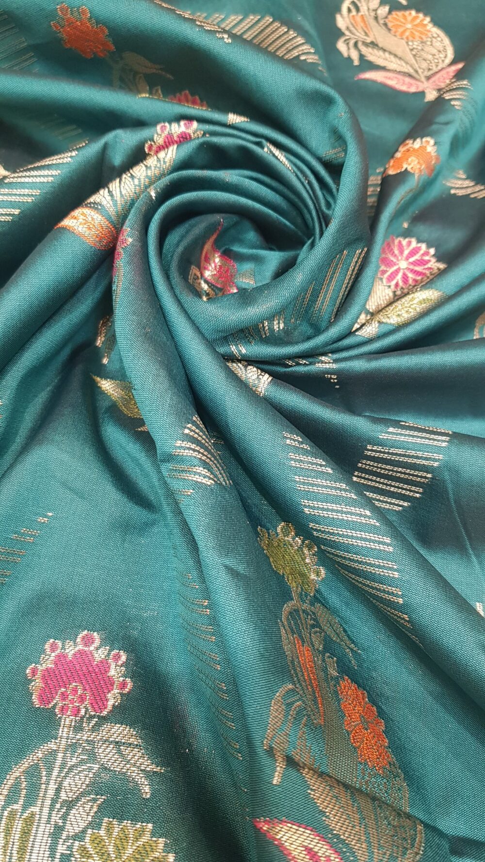 MOINI FABRICS - Banarasi Fancy Katan Silk Saree. - Image 3