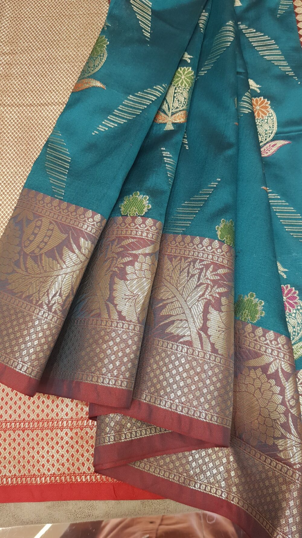 MOINI FABRICS - Banarasi Fancy Katan Silk Saree. - Image 5