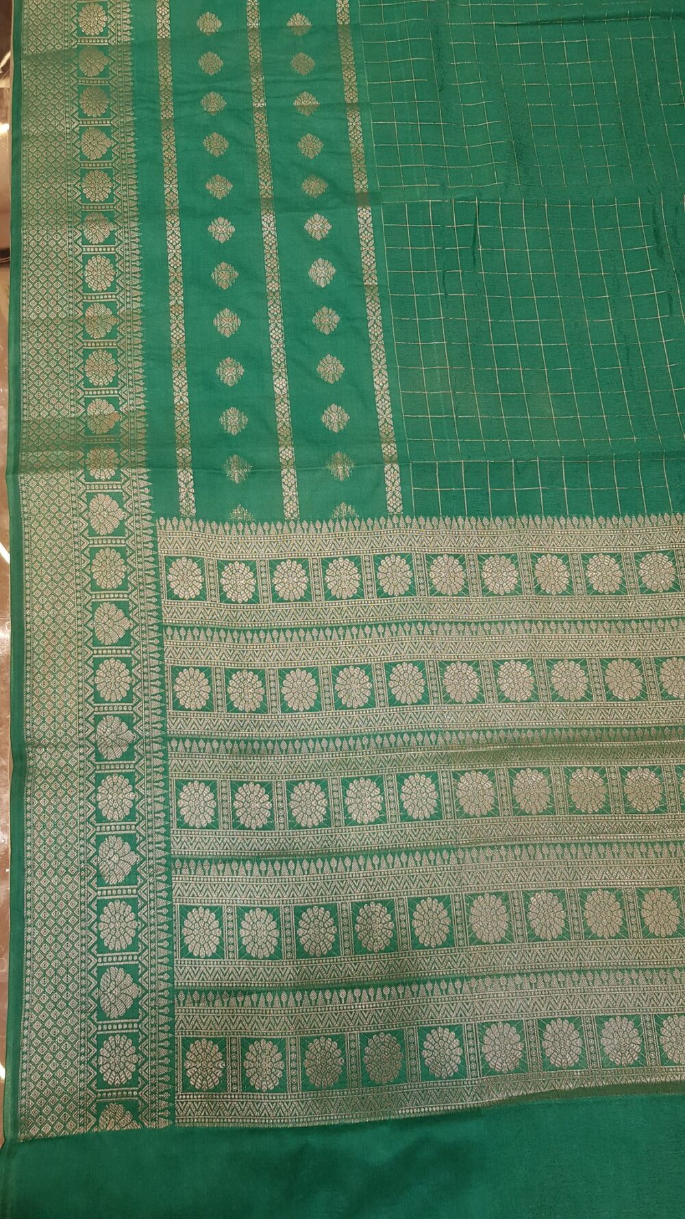MOINI FABRICS - Banarasi Viscos Check Saree. - Image 6
